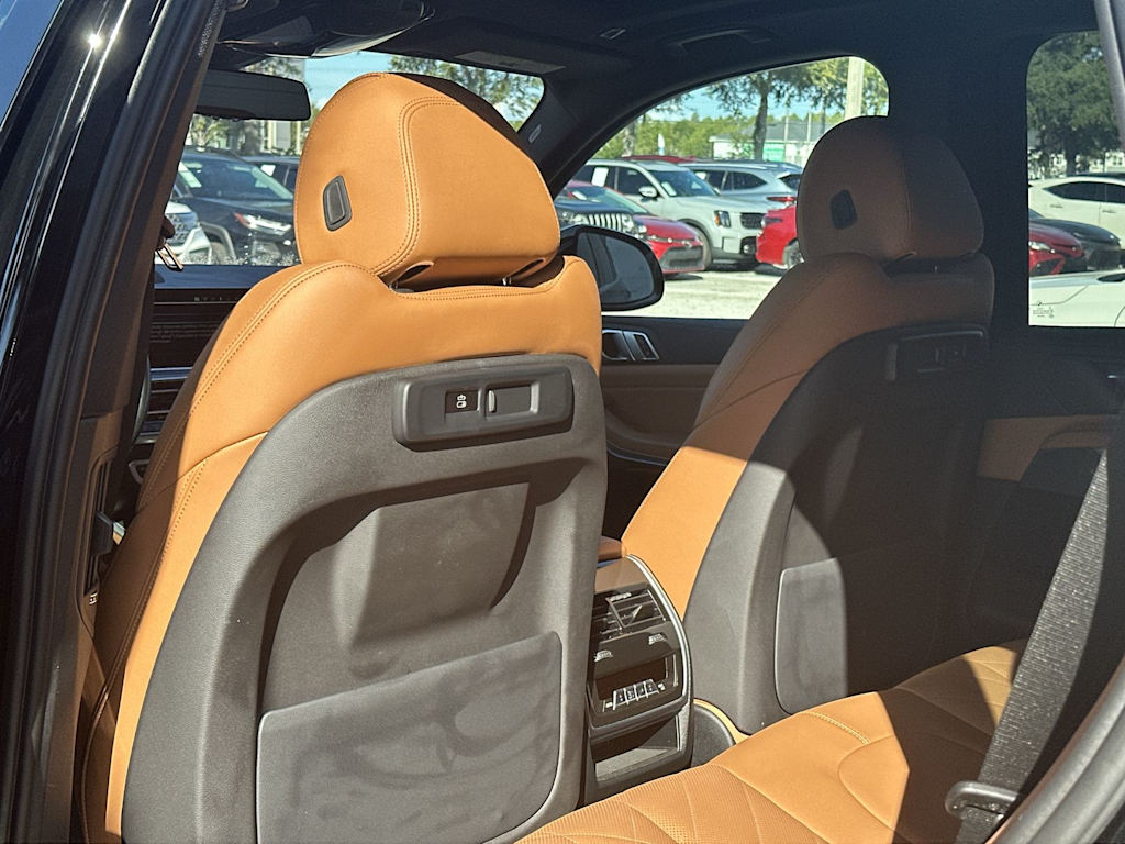 Thumbnail: 2023 BMW X5 - 23