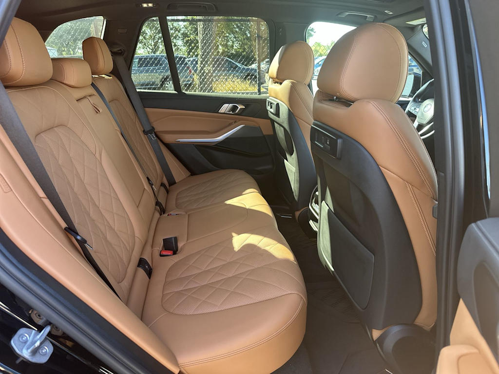 Thumbnail: 2023 BMW X5 - 24