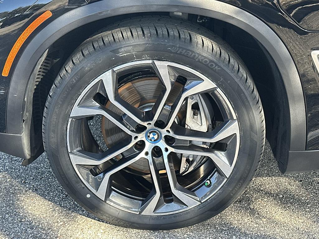Thumbnail: 2023 BMW X5 - 7