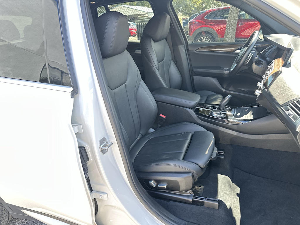 Thumbnail: 2021 BMW X3 - 11