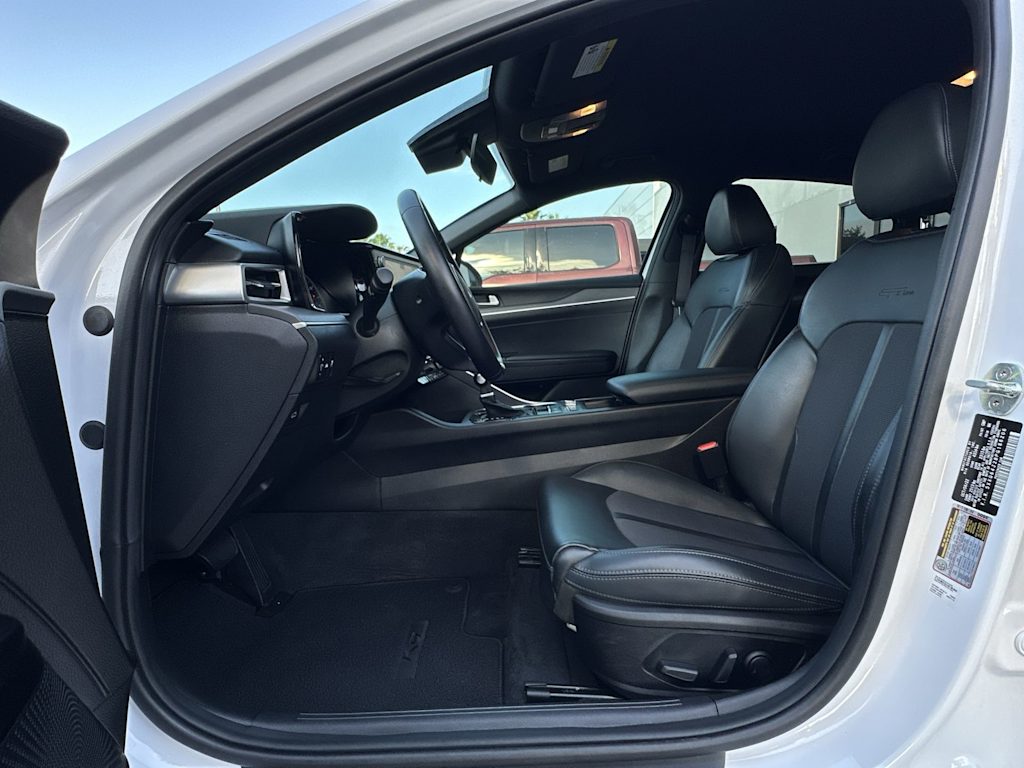 Thumbnail: 2023 Kia K5 - 11