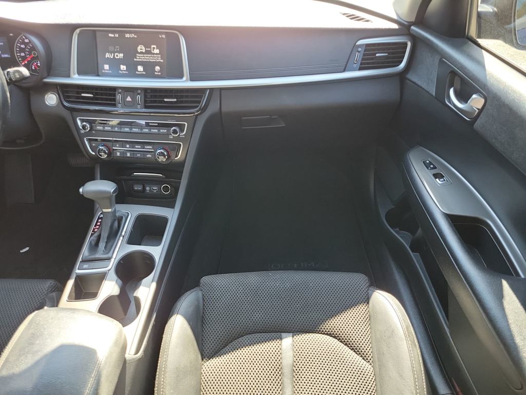 2019 Kia Optima S 8