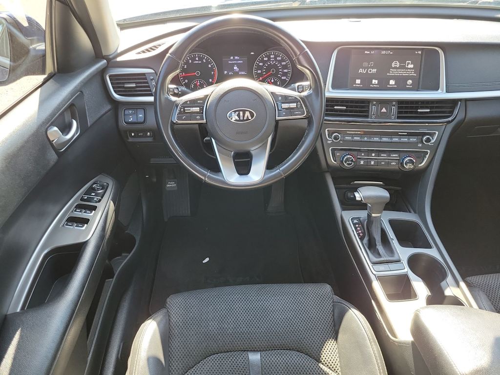 2019 Kia Optima S 13