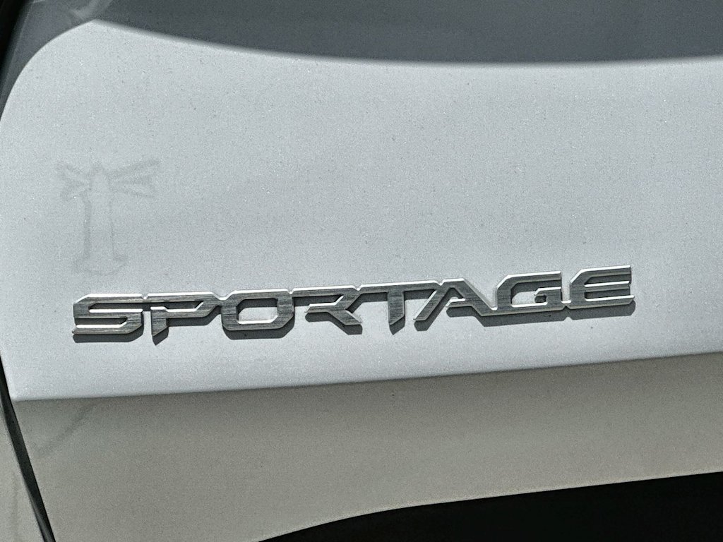 Thumbnail: 2023 Kia Sportage - 7