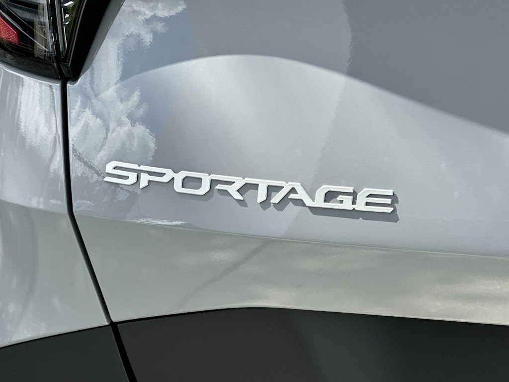 Thumbnail: 2026 Kia Sportage - 7