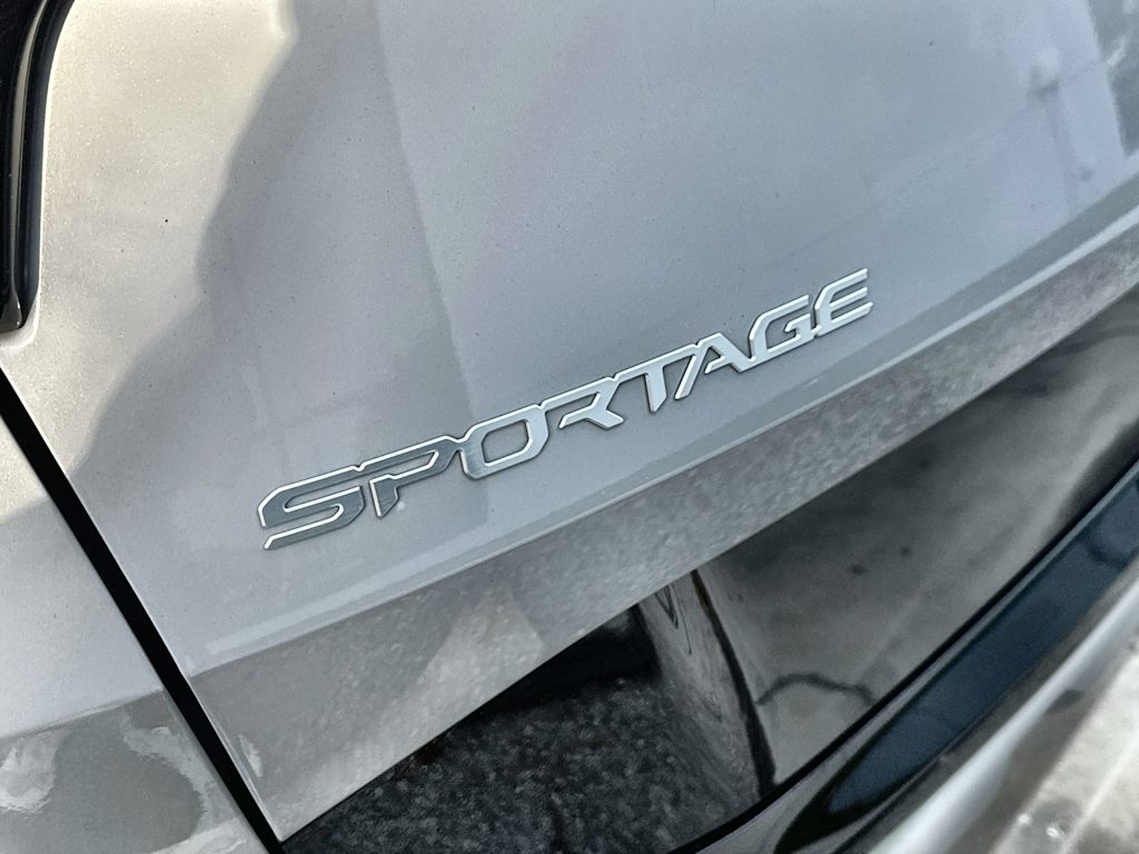 Thumbnail: 2024 Kia Sportage - 7