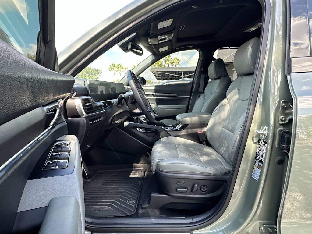 Thumbnail: 2024 Kia Telluride - 11