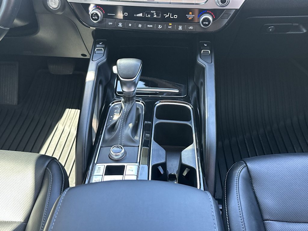 Thumbnail: 2024 Kia Telluride - 15