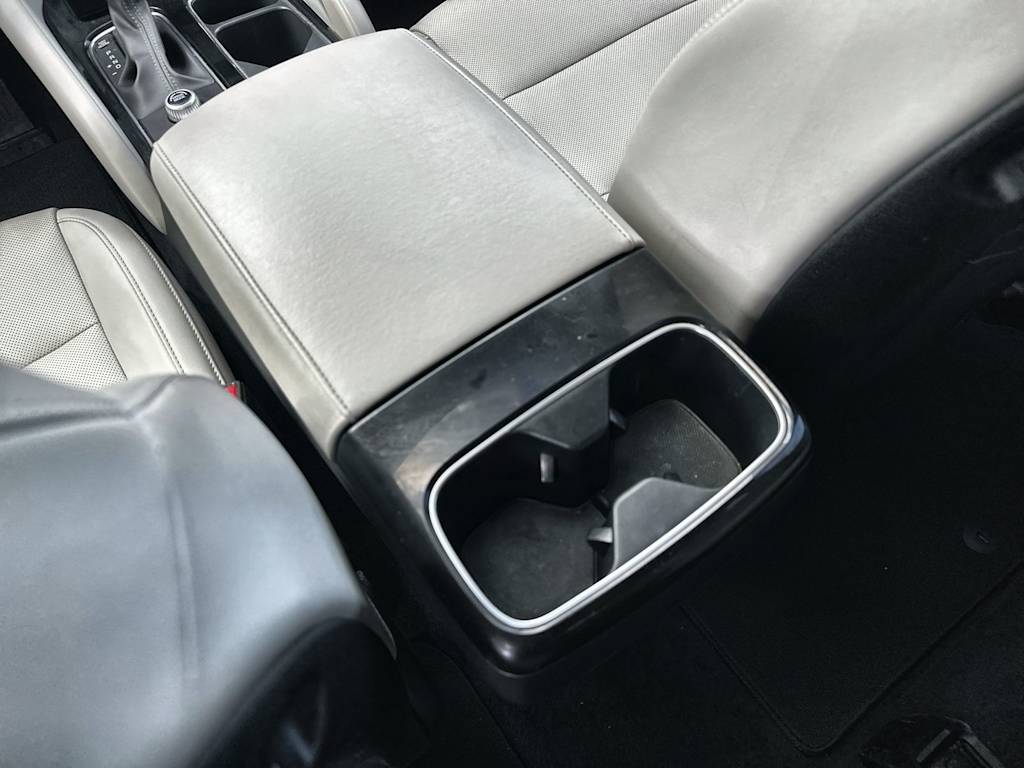 Thumbnail: 2021 Kia Telluride - 26