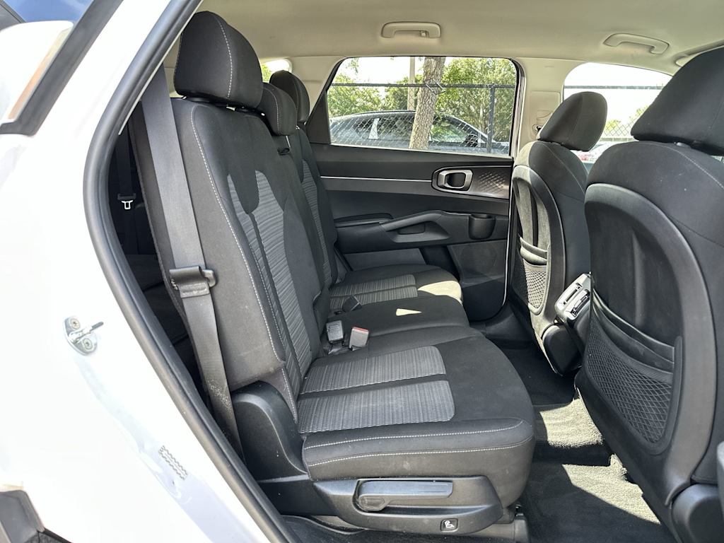 Thumbnail: 2021 Kia Sorento - 26