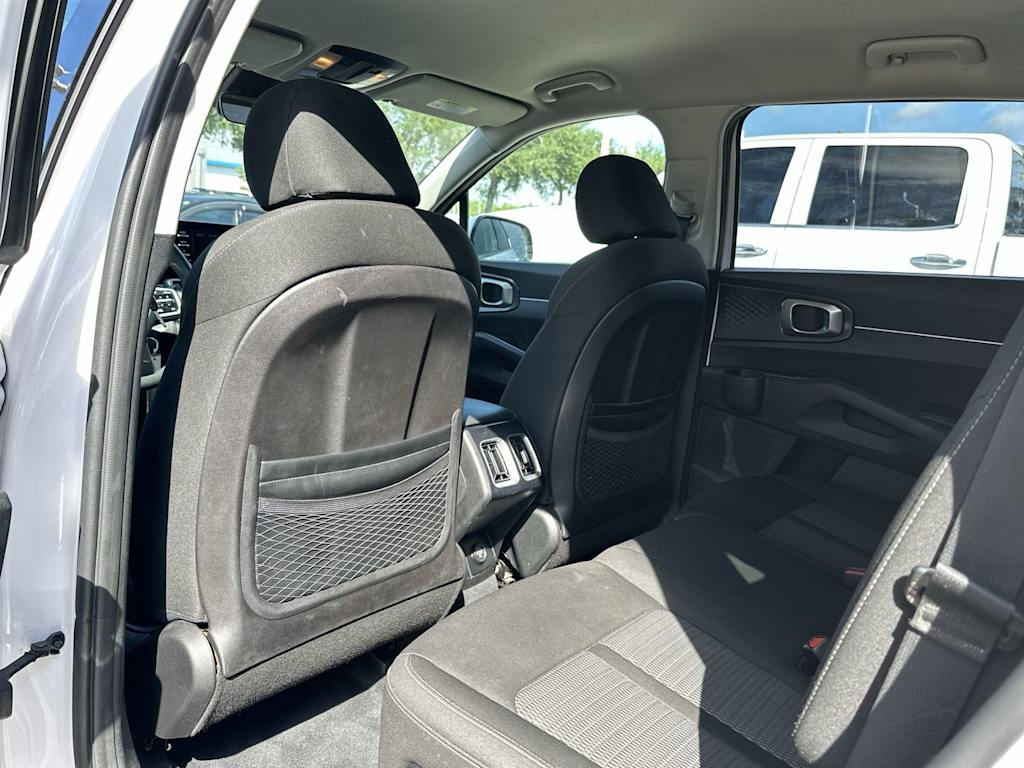 Thumbnail: 2021 Kia Sorento - 25