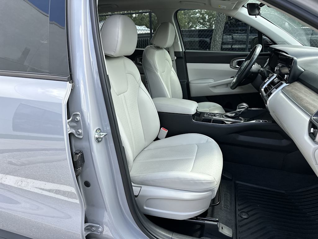 Thumbnail: 2022 Kia Sorento - 20