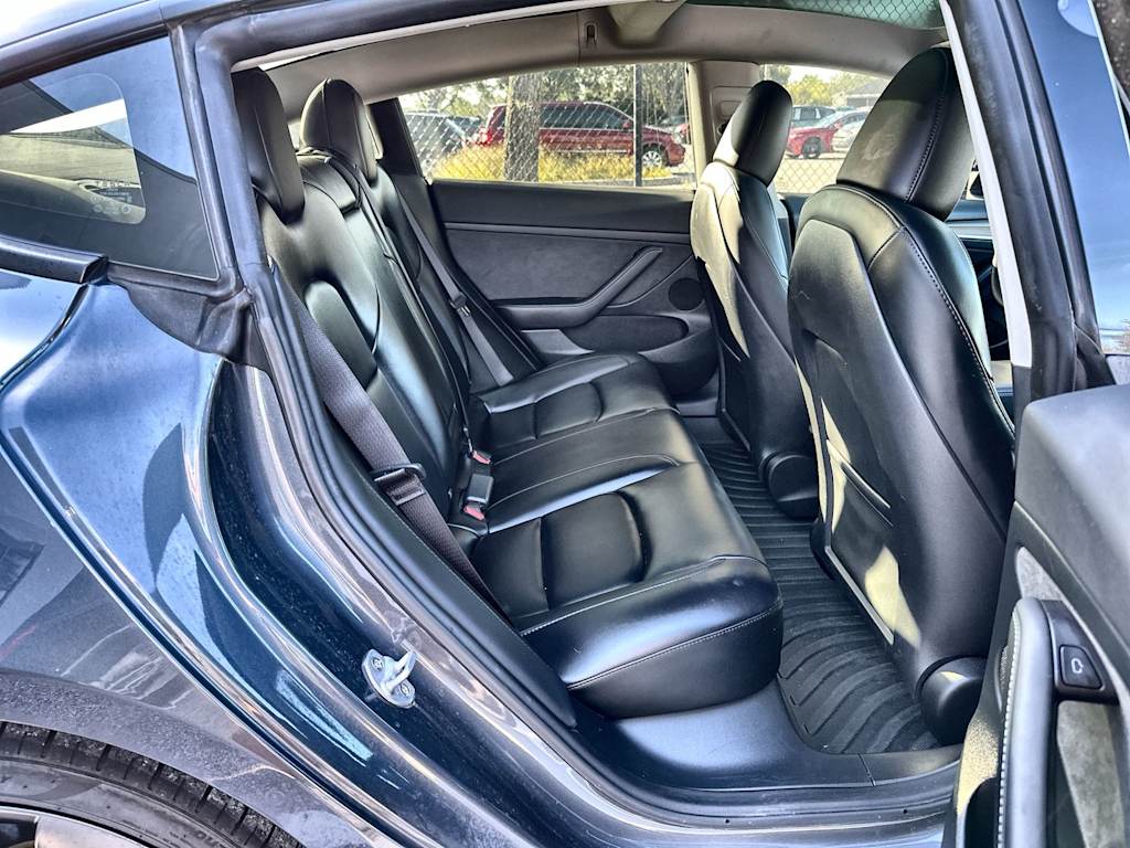 Thumbnail: 2023 Tesla Model 3 - 23