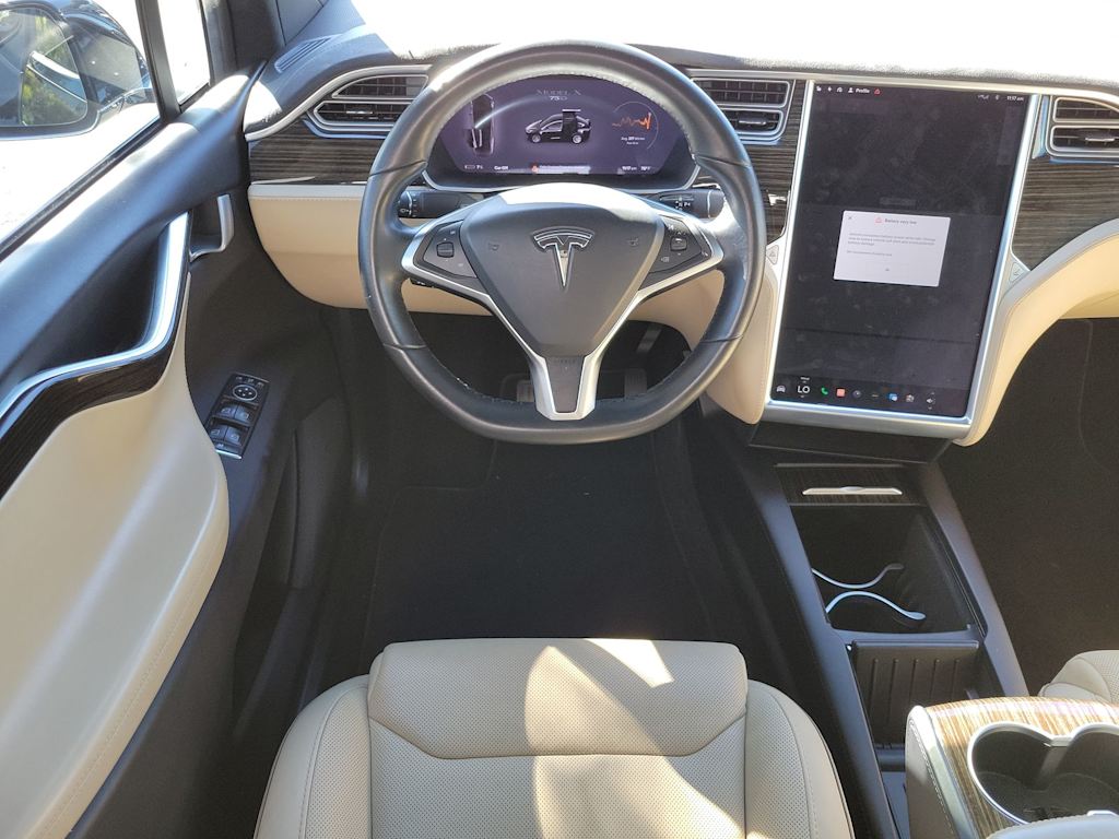 2016 Tesla Model X 90D 11