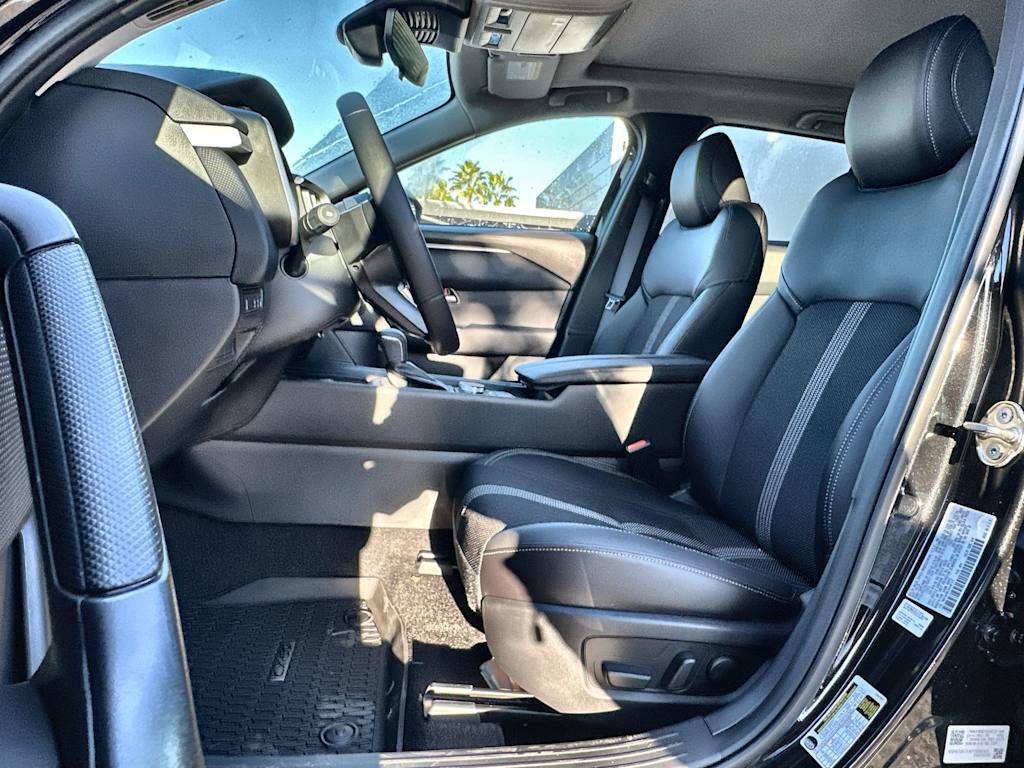 Thumbnail: 2026 Mazda CX-50 - 12