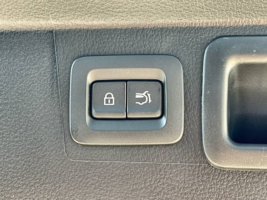 Thumbnail: 2026 Mazda CX-50 - 23