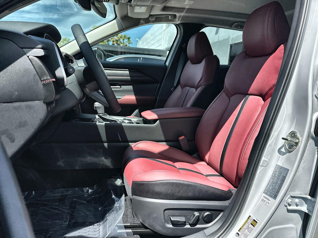 Thumbnail: 2026 Mazda CX-50 - 12