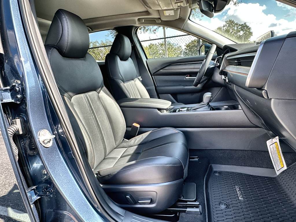 Thumbnail: 2026 Mazda CX-50 - 20