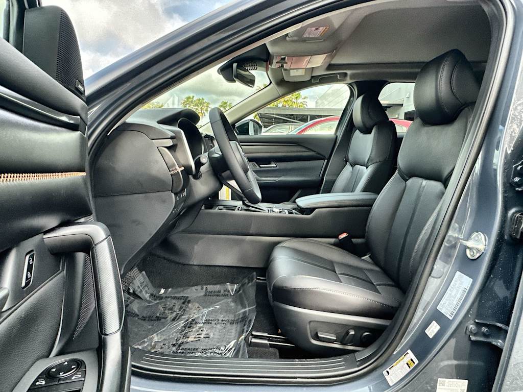 Thumbnail: 2026 Mazda CX-50 - 11