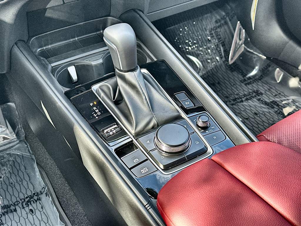 Thumbnail: 2026 Mazda CX-50 - 26