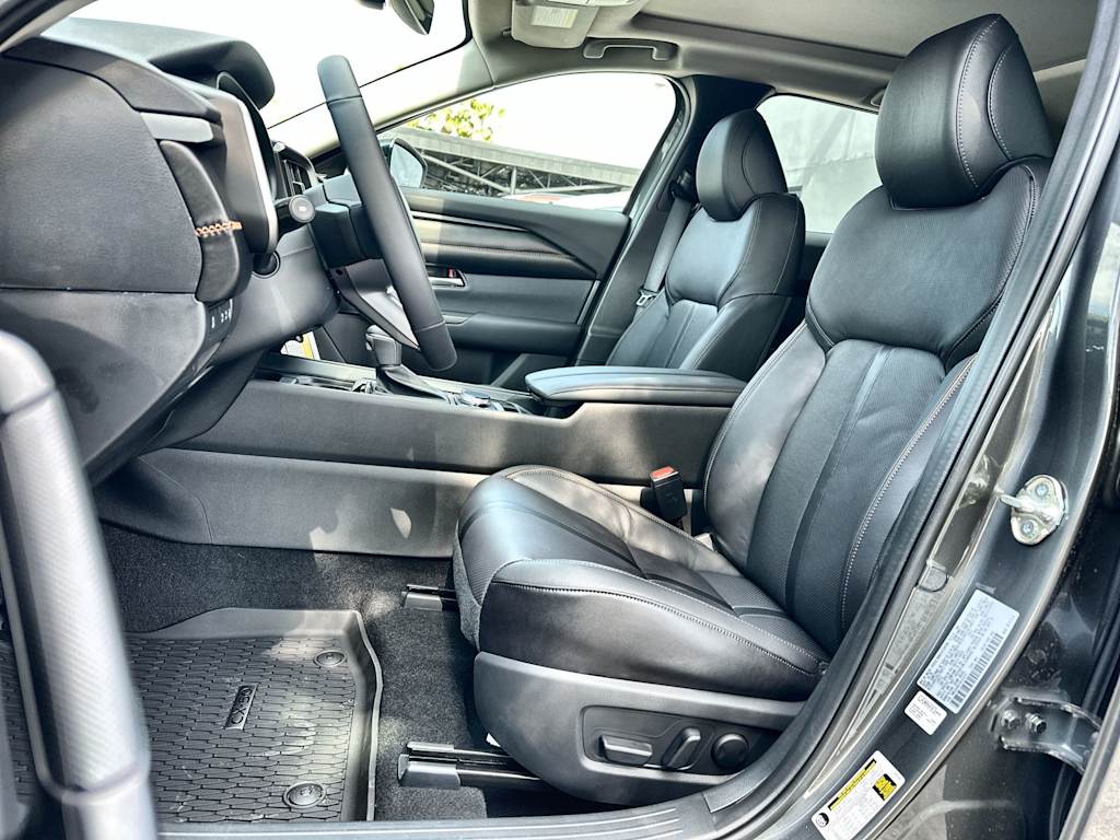 Thumbnail: 2026 Mazda CX-50 - 12