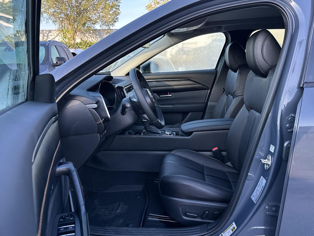 Thumbnail: 2026 Mazda CX-50 - 10