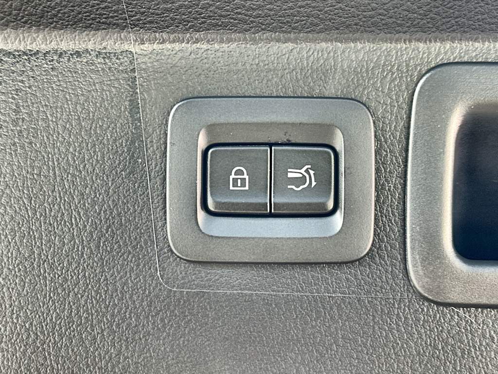 Thumbnail: 2026 Mazda CX-50 - 23