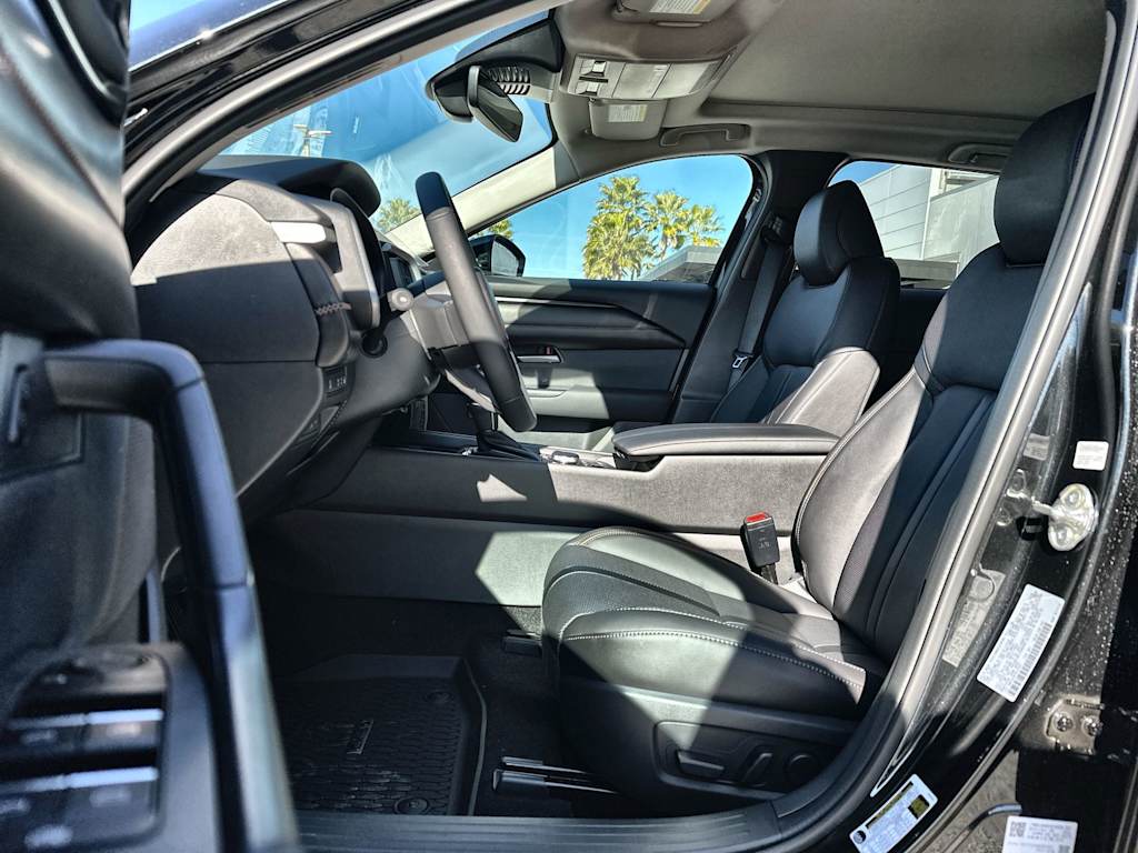 Thumbnail: 2026 Mazda CX-50 - 11