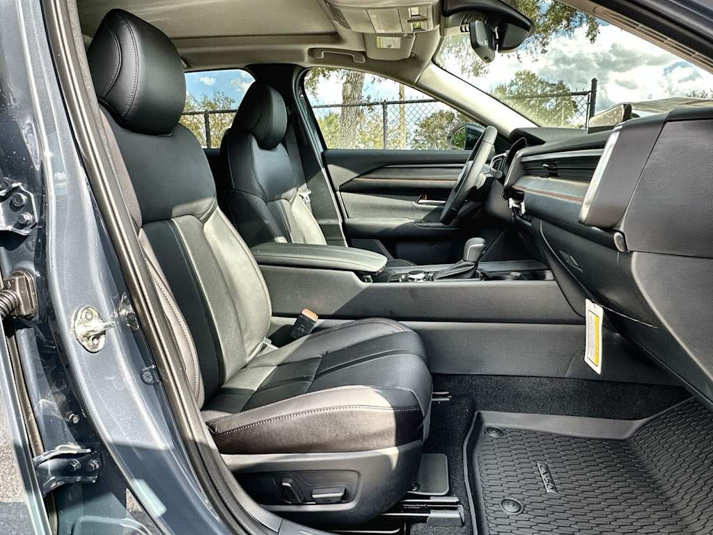 Thumbnail: 2026 Mazda CX-50 - 18