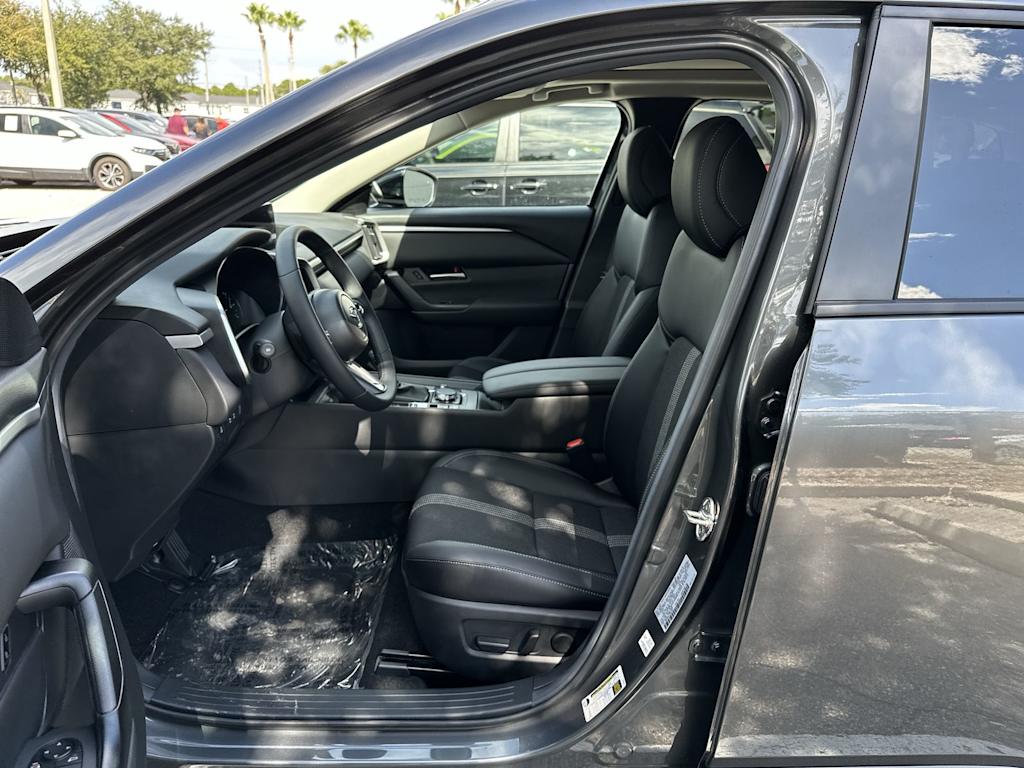 Thumbnail: 2026 Mazda CX-50 - 10