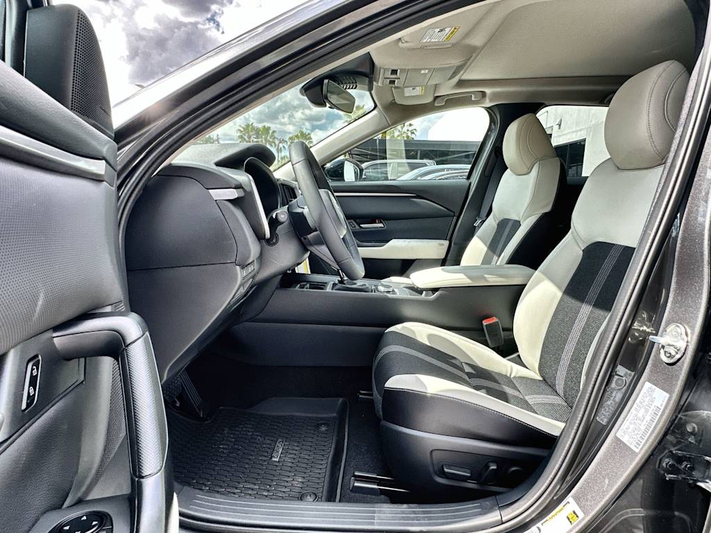 Thumbnail: 2026 Mazda CX-50 - 11