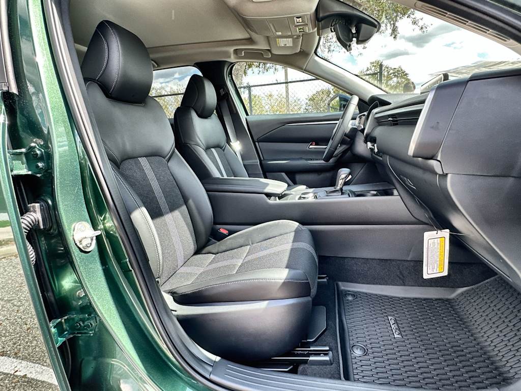 Thumbnail: 2026 Mazda CX-50 - 20