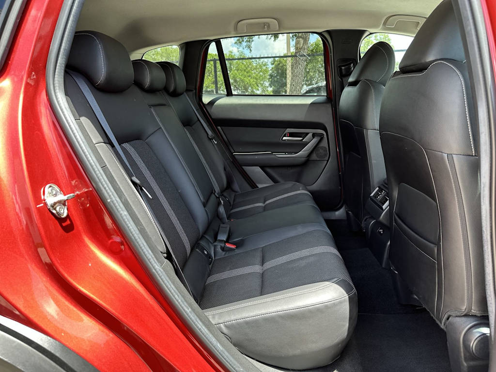 Thumbnail: 2025 Mazda CX-50 - 26