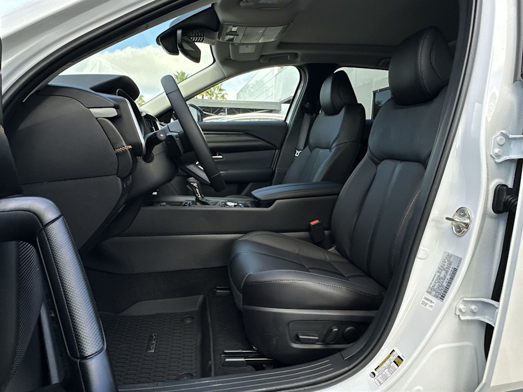 Thumbnail: 2026 Mazda CX-50 - 12