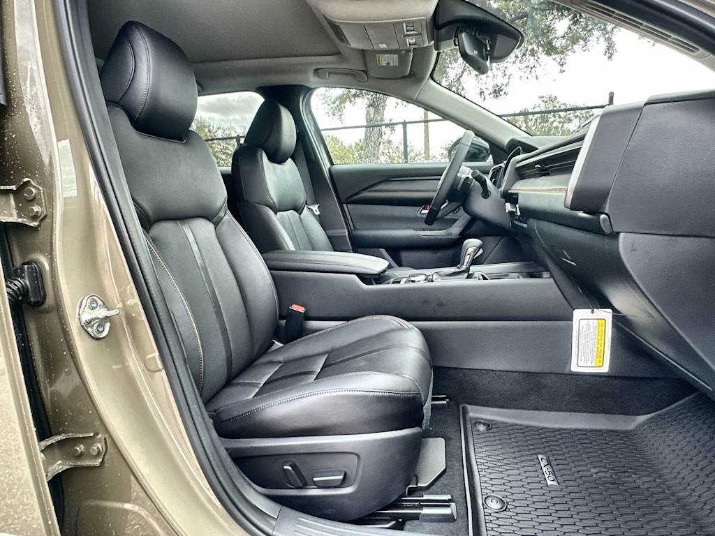 Thumbnail: 2026 Mazda CX-50 - 21