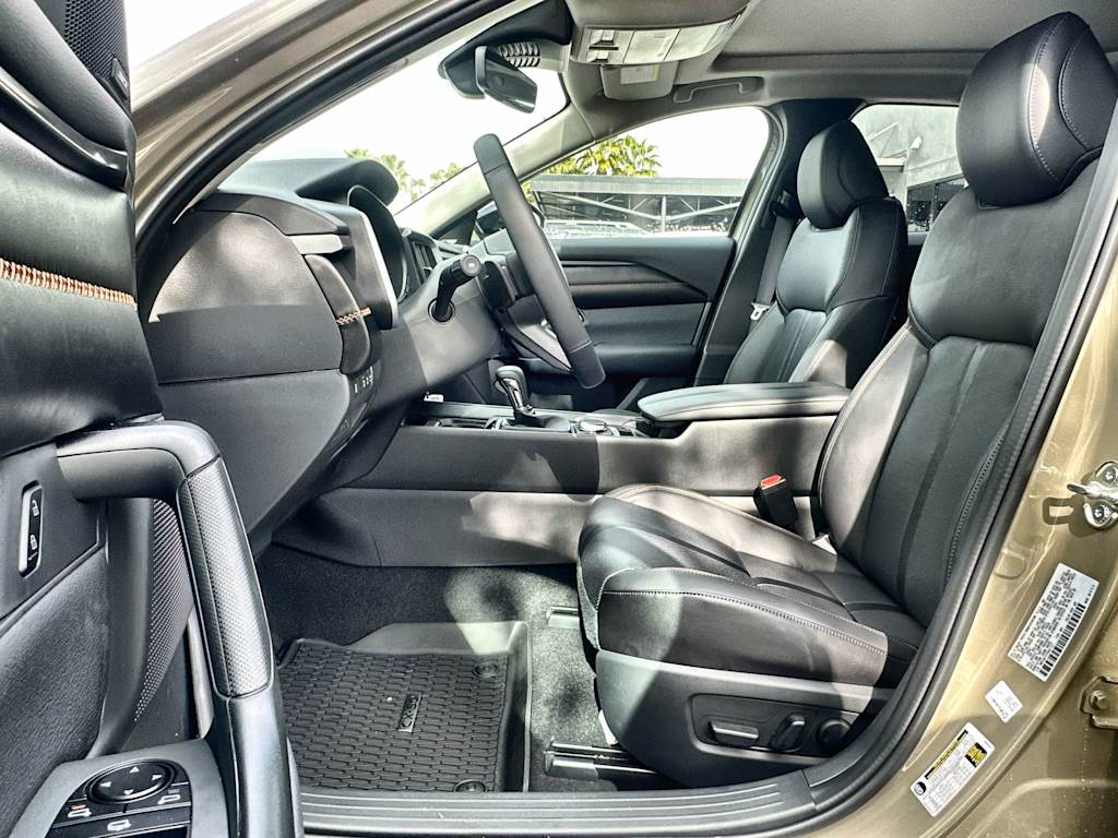Thumbnail: 2026 Mazda CX-50 - 11