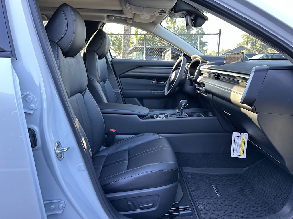 Thumbnail: 2026 Mazda CX-50 - 12