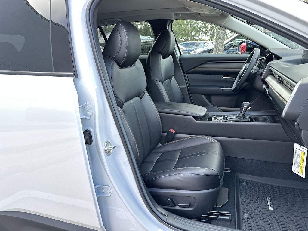 Thumbnail: 2026 Mazda CX-50 - 11