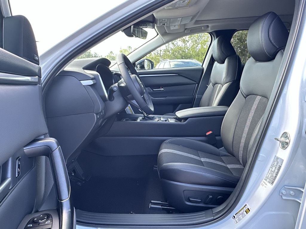 Thumbnail: 2025 Mazda CX-50 - 11