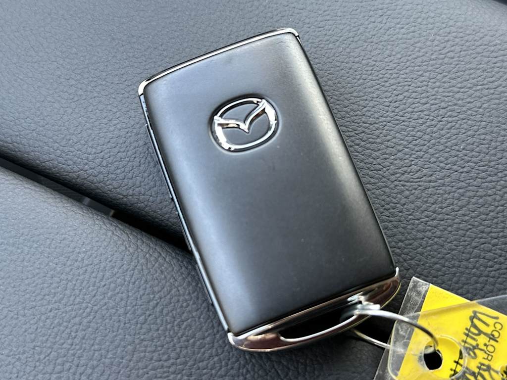 Thumbnail: 2025 Mazda CX-50 - 17