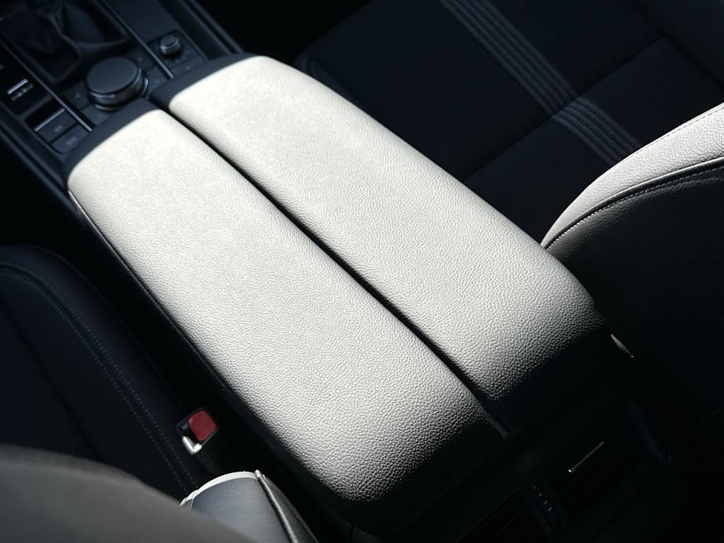 Thumbnail: 2025 Mazda CX-50 - 19