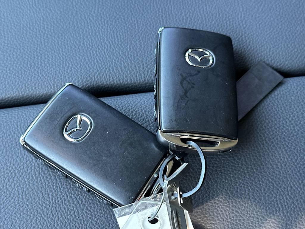 Thumbnail: 2025 Mazda CX-50 - 17