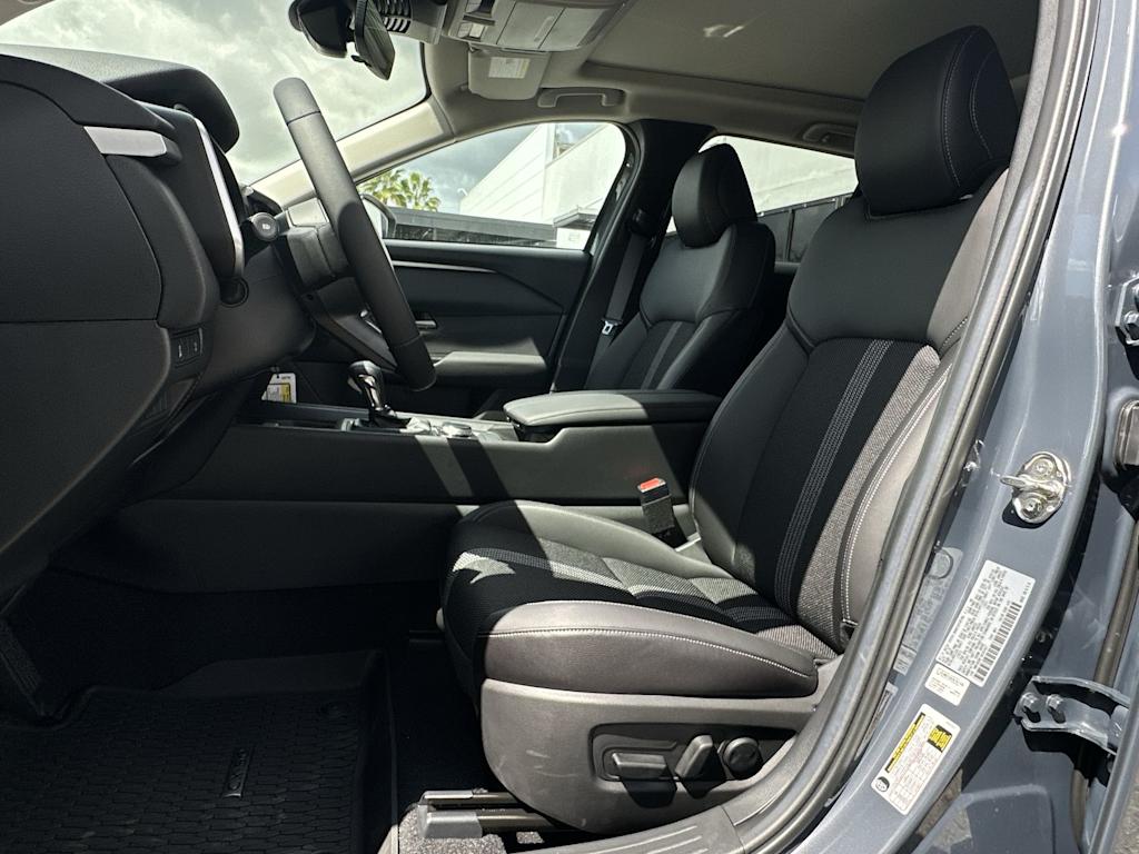 Thumbnail: 2025 Mazda CX-50 - 12