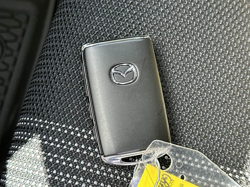 Thumbnail: 2025 Mazda CX-50 - 17