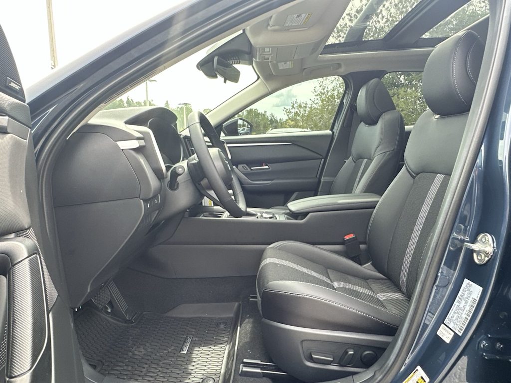 Thumbnail: 2025 Mazda CX-50 - 11