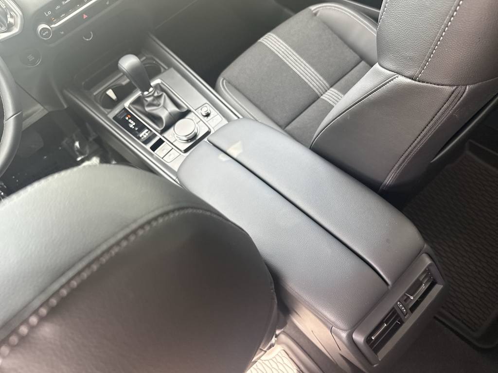 Thumbnail: 2025 Mazda CX-50 - 21