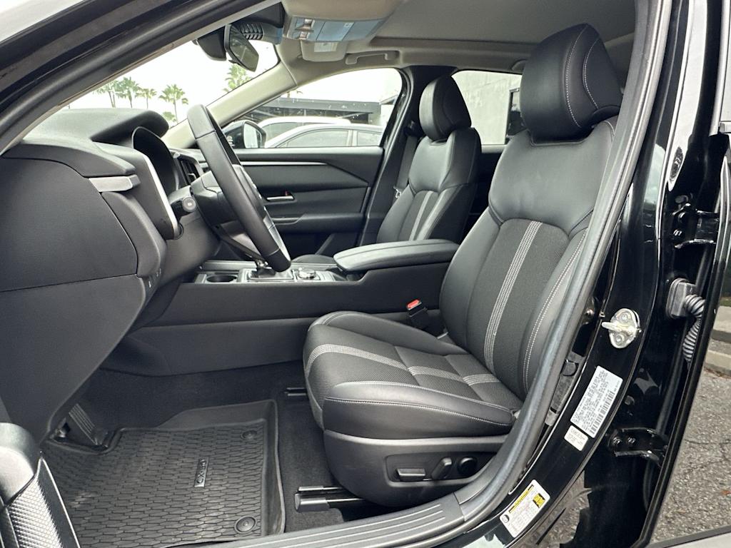 Thumbnail: 2025 Mazda CX-50 - 11