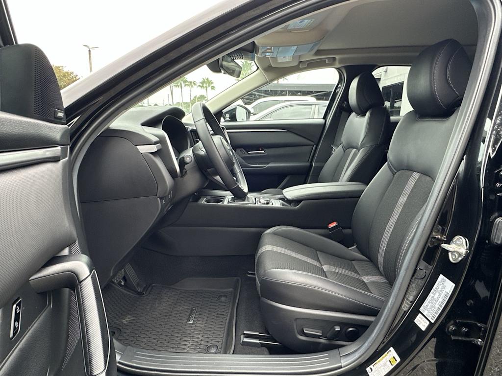 Thumbnail: 2025 Mazda CX-50 - 10