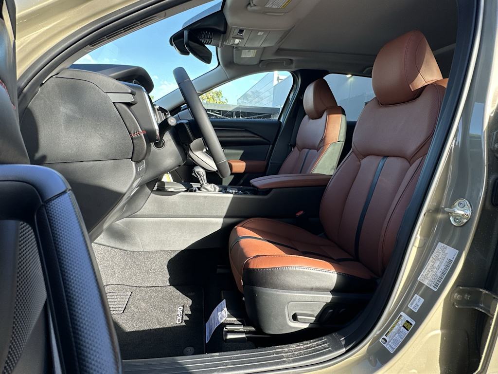 Thumbnail: 2026 Mazda CX-50 - 12