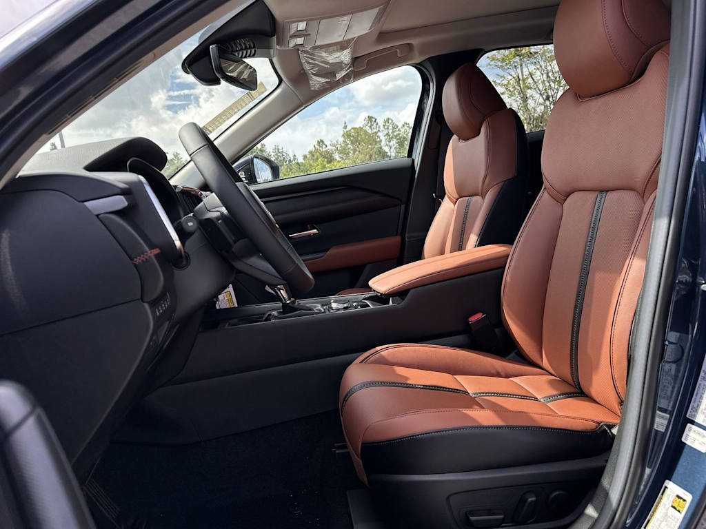 Thumbnail: 2025 Mazda CX-50 - 12